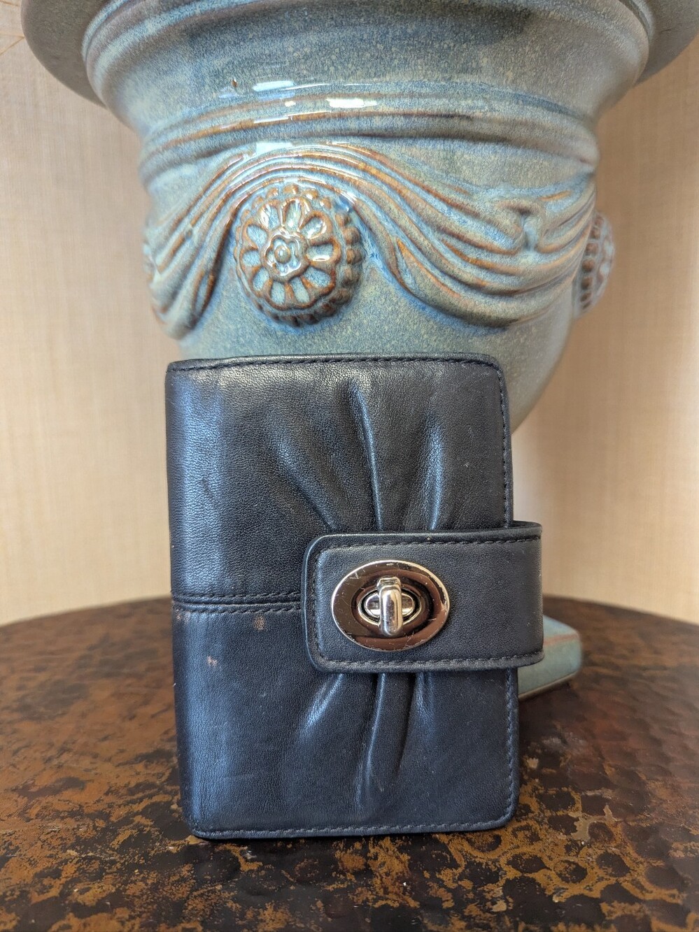 Vintage Coach Parker Black Leather Small Wallet.